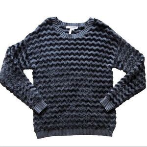 BCBG Fuzzy Zigzag Funky Sweater Soft Cozy Gray Black Crew Neck XS / S